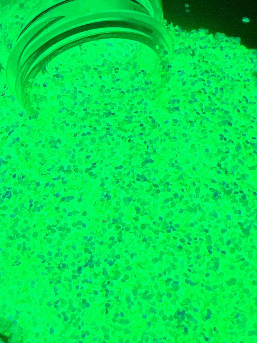 Glitter Chimp - Tritium - Chunky Glow in the Dark Glitter - Military &  First Responder Discounts