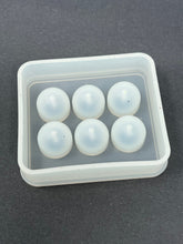 Load image into Gallery viewer, Grande Bead Silicone Mold - 6 Bead Mold - 1.6cm