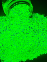 Load image into Gallery viewer, Krypton - Chunky Glow in the Dark Glitter