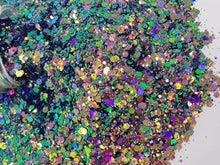 Load image into Gallery viewer, Femme Fatale - Color Shift Mixology Glitter - Glitter Chimp