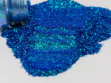 Load image into Gallery viewer, Snake in the Grass - Coarse Chameleon Color Shifting Glitter - Glitter Chimp